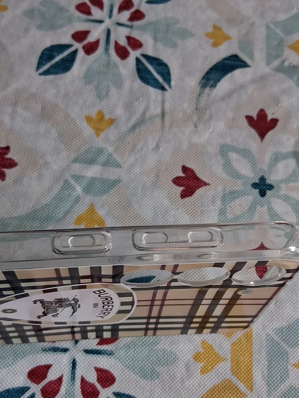 Burberry Plaid Beige and Black Phone Case for Samsung Galaxy S23
